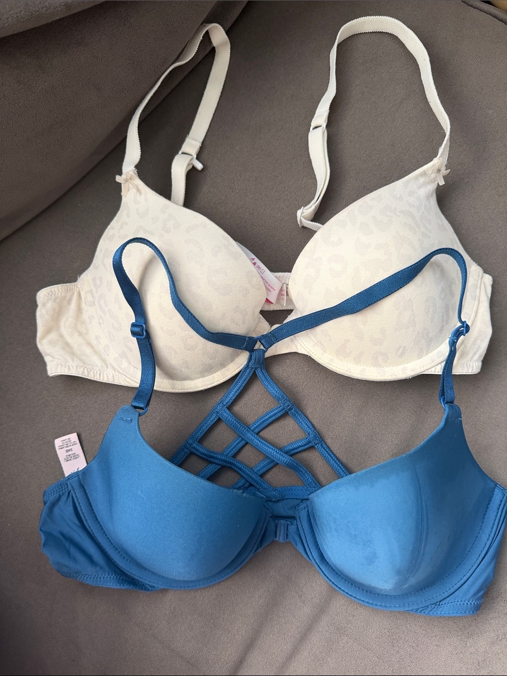 2 Bra’s 34B Victoria’ Secret- one push up bra and one T shirt bra